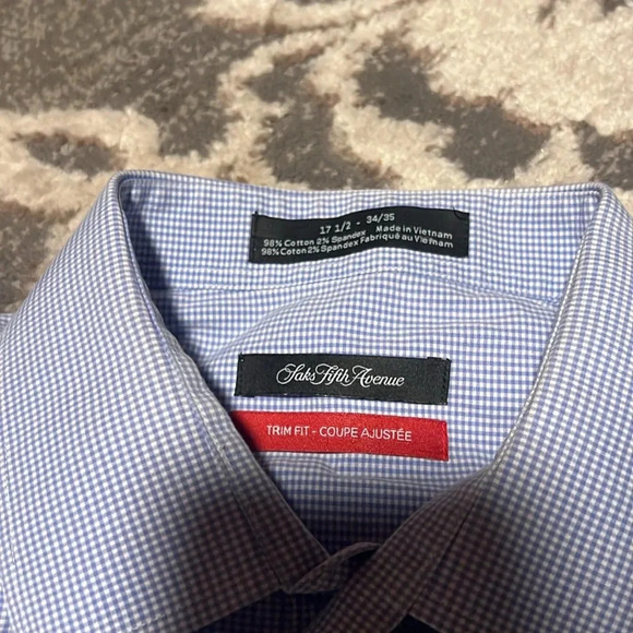 Saks fifth avenue Button front long sleeved shirt. Dressy or casual. Like new. - Picture 4 of 5